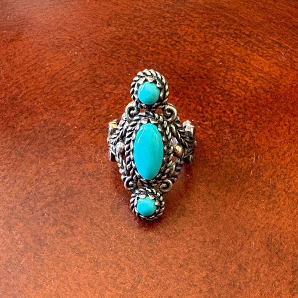 3 stone Turquoise and sterling Silver Women's Ring
